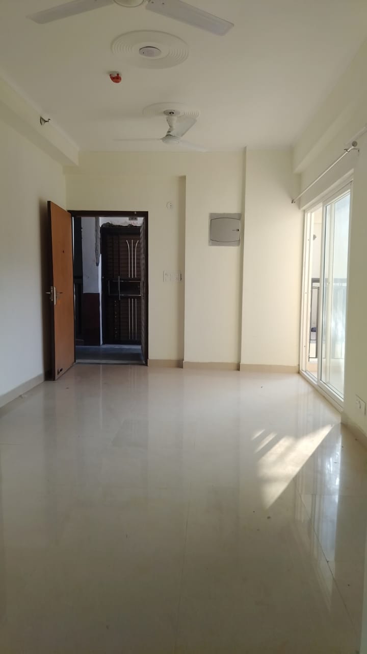 3 BHK Apartment For Rent in Amrapali O2 Valley