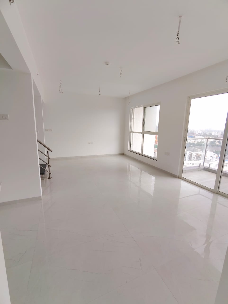 4 BHK + Extra Room 2800 Sq.Ft. Penthouse in Goel Ganga Serio