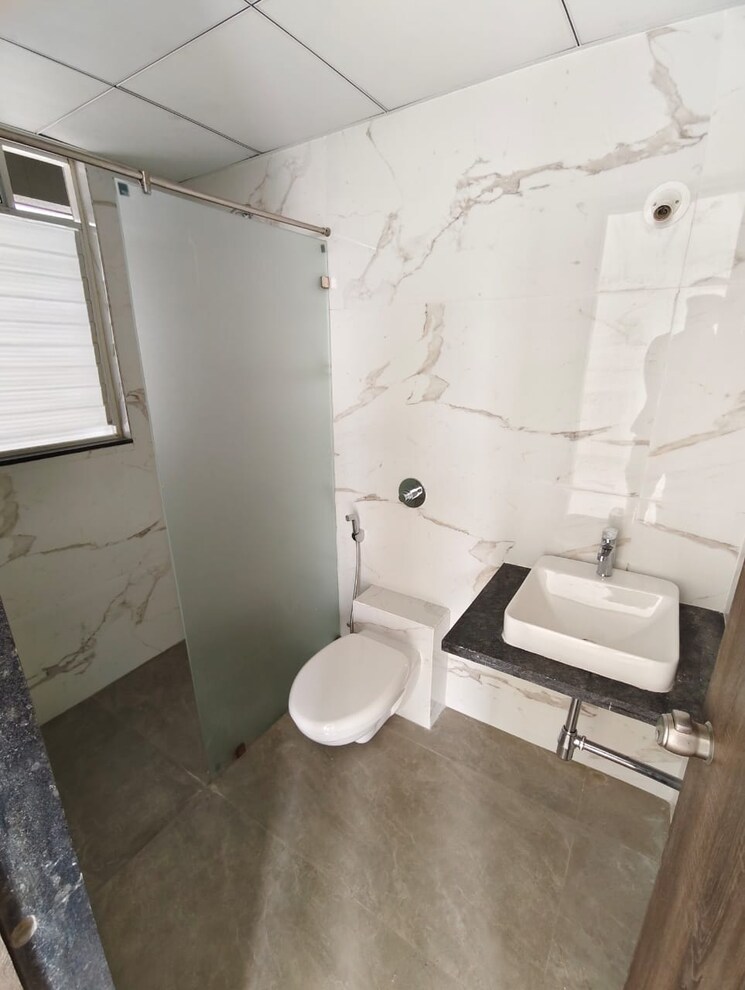 Bathroom, goel-ganga-serio 4 Bedroom 2800 Sq.Ft. Penthouse In Kharadi Pune 9192222