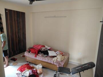 Bedroom in 3 BHK Apartment at Panchsheel Greens II, Sector 16 Greater Noida – for Rent