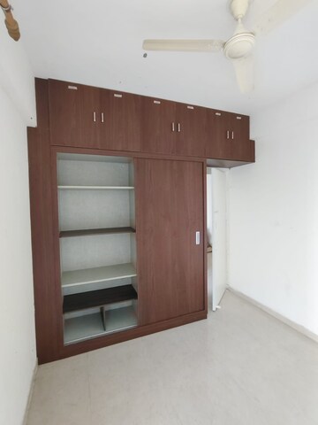 Room in 2 BHK Apartment at Sector 37d – for Rent