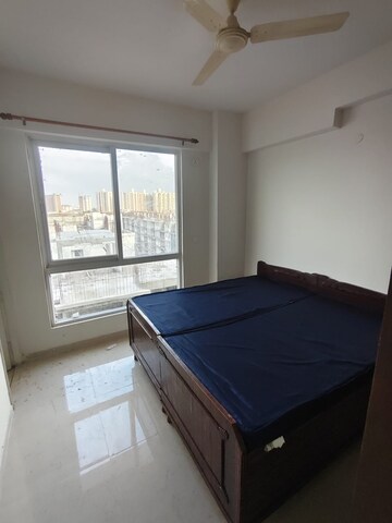 Bedroom in 2 BHK Apartment at Sector 37d – for Rent