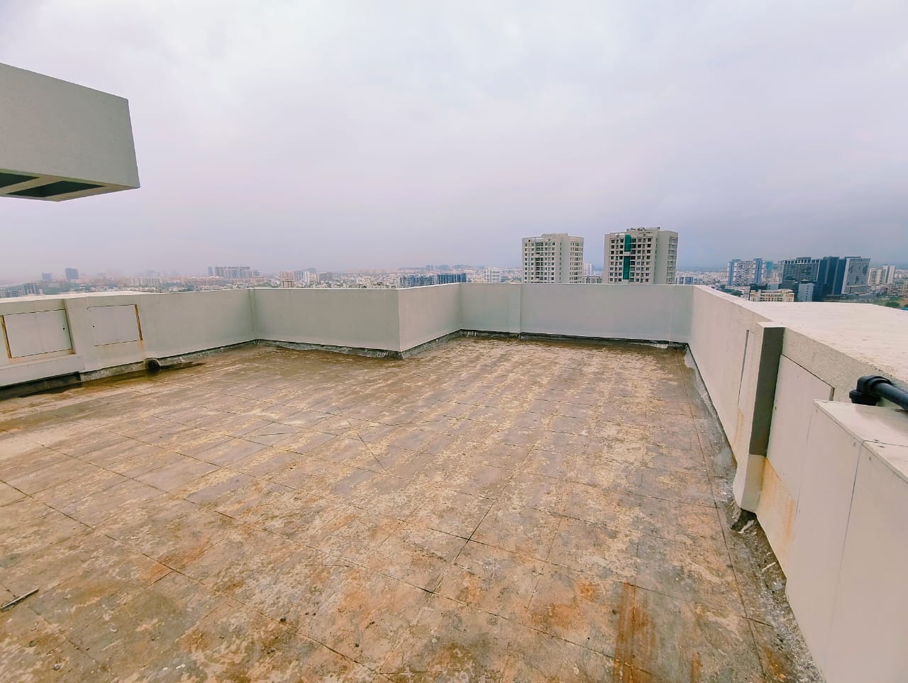 4 BHK + Extra Room Penthouse For Rent in Goel Ganga Serio