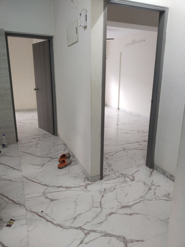 Room, sayba-orchid 2.5 Bedroom 700 Sq.Ft. Apartment In Kurla East Mumbai 9192232