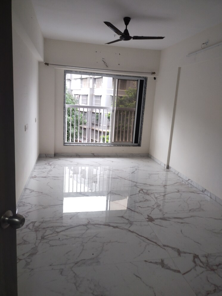 Room, sayba-orchid 2.5 Bedroom 700 Sq.Ft. Apartment In Kurla East Mumbai 9192232