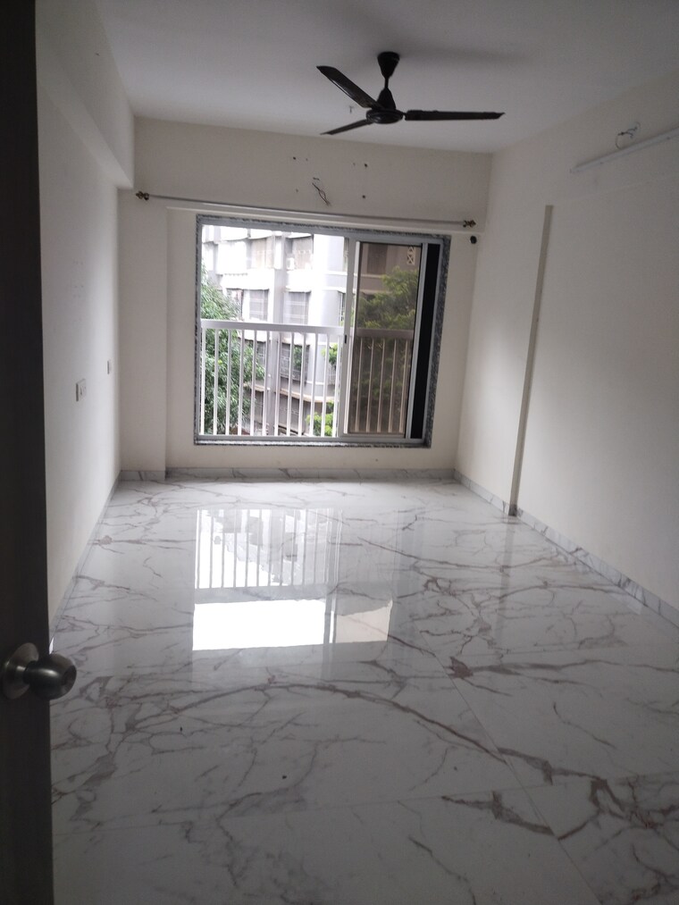 Room, sayba-orchid 2.5 Bedroom 700 Sq.Ft. Apartment In Kurla East Mumbai 9192232