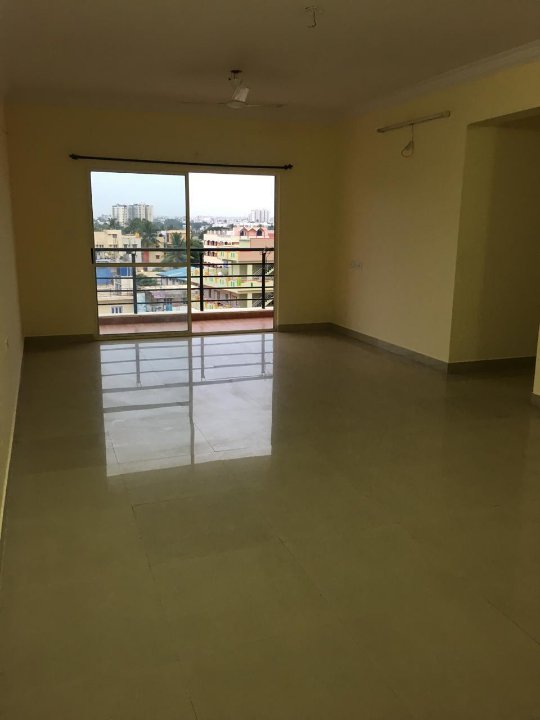 2 BHK Apartment For Sale in Indira Iris