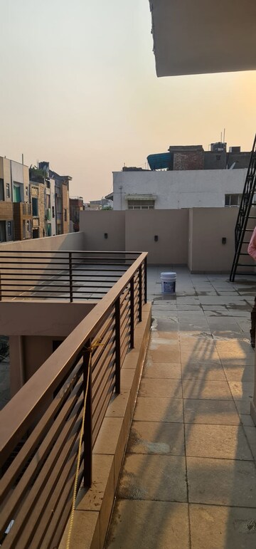 Balcony in 2 BHK Builder Floor at Lajpat Nagar 4 – for Rent