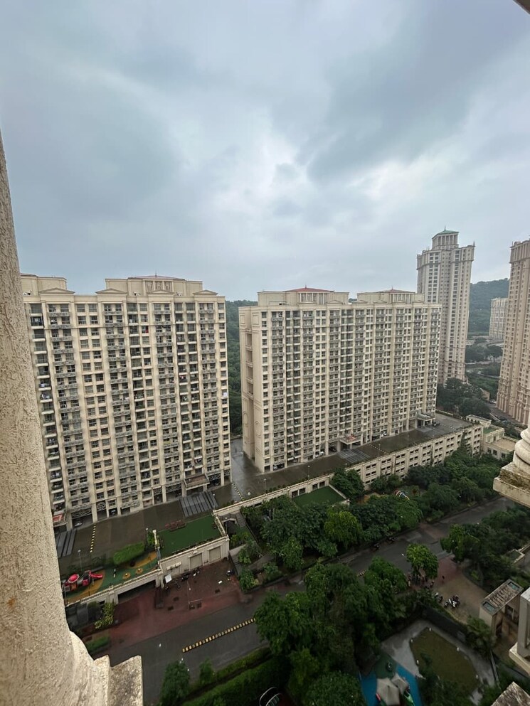 Exterior View, hiranandani-regent-hill 1 Bedroom 379 Sq.Ft. Apartment In Powai Mumbai 9192264