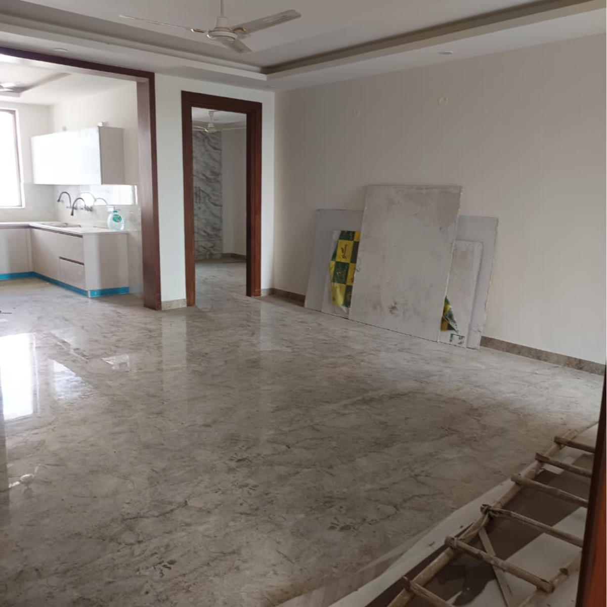 4 BHK + Servant Room Builder Floor For Rent in Sector 21D