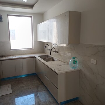 Kitchen in 4 BHK Builder Floor at Sector 21d – for Rent
