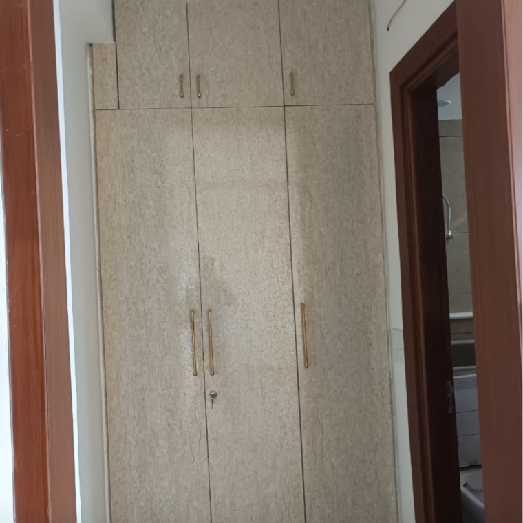 undefined, sector 21d 4 Bedroom 275 Sq.Yd. Builder Floor In Sector 21d Faridabad 9192276