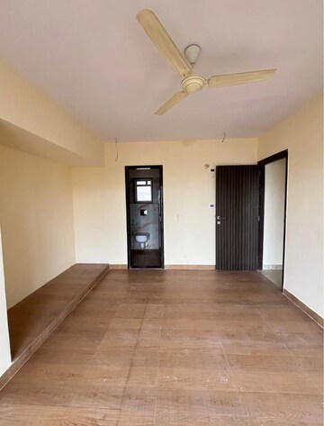 Bedroom in 2 BHK Apartment at Siddhi Highland Park, Kolshet Road – for Rent