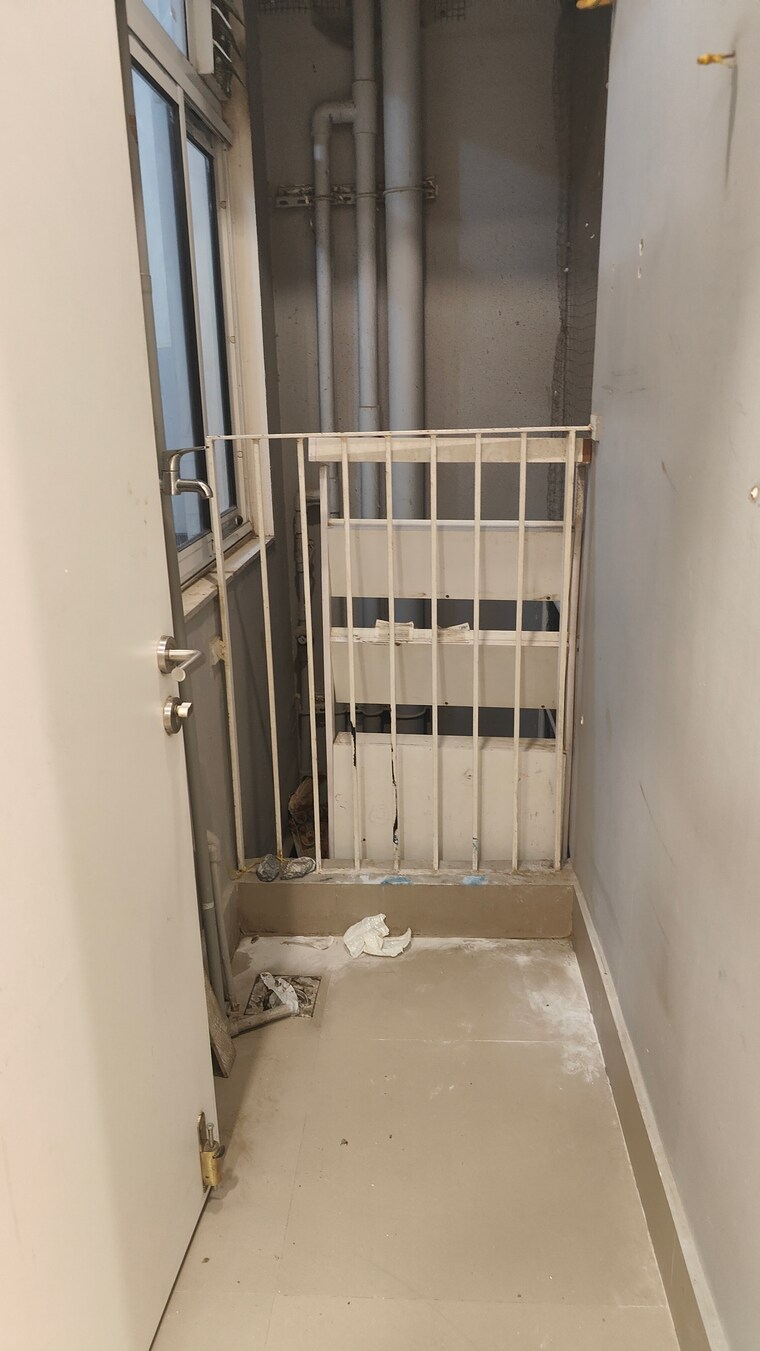 Balcony, tata-serein 2 Bedroom 1000 Sq.Ft. Apartment In Pokhran Road No Two Thane 9192292