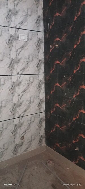 Kitchen in 1.5 BHK Builder Floor at Shalimar Garden – for Sale