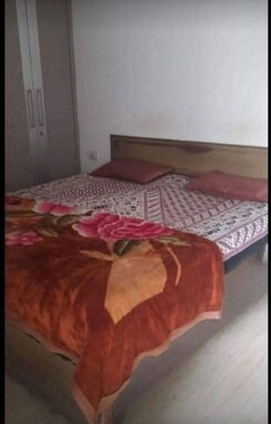 2 BHK Builder Floor For Sale in Lajpat Nagar II