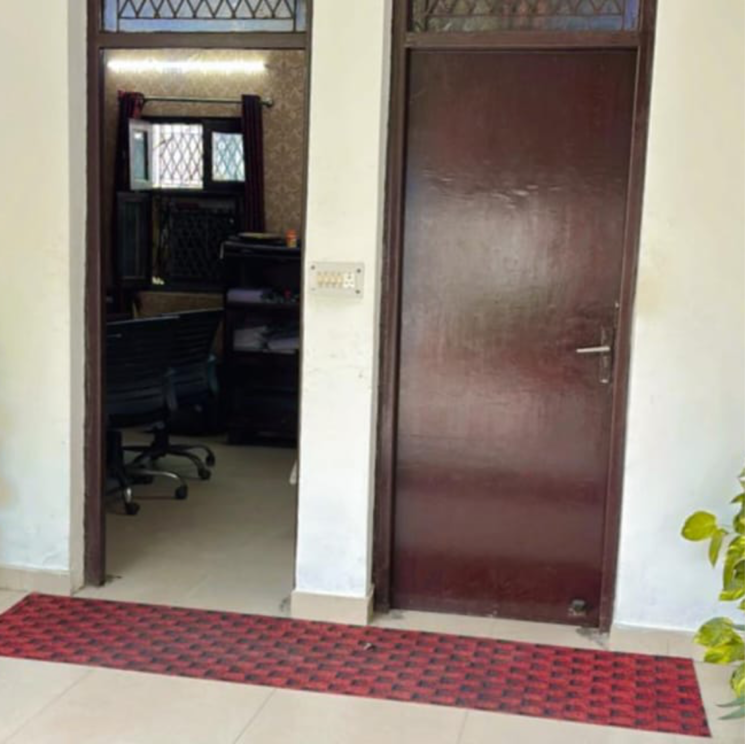 undefined, sector 100  112 Sq.Mt. Plot In Sector 100 Noida 9192315