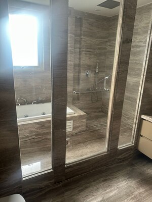 Building Lobby in 5 BHK Builder Floor at West End Colony – for Sale