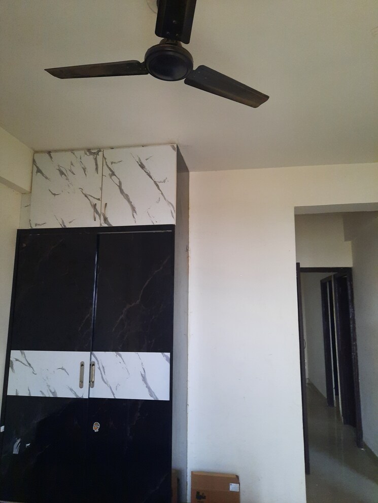 Room, rof-ananda 2.5 Bedroom 734 Sq.Ft. Apartment In Sector 95 Gurgaon 9192381