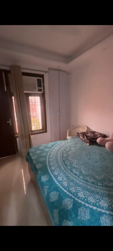Bedroom in 2 BHK Builder Floor at Saket – for Rent