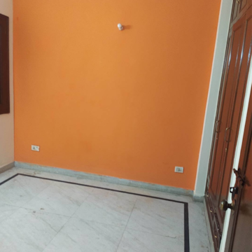 Room in 1 BHK Builder Floor at Malviya Nagar – for Rent