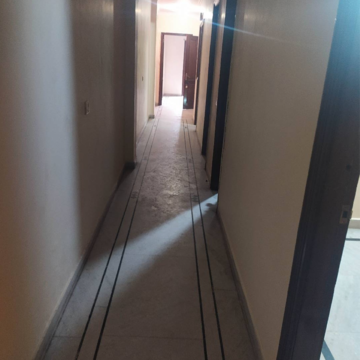 Building Lobby in 1 BHK Builder Floor at Malviya Nagar – for Rent