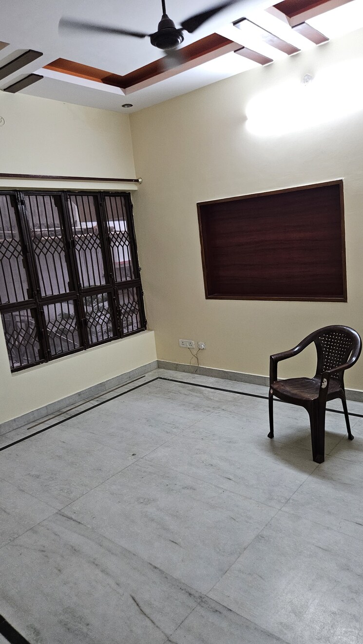 Balcony, sunrays-house 3 Bedroom 1800 Sq.Ft. Independent House In Mahanagar Lucknow 9192407