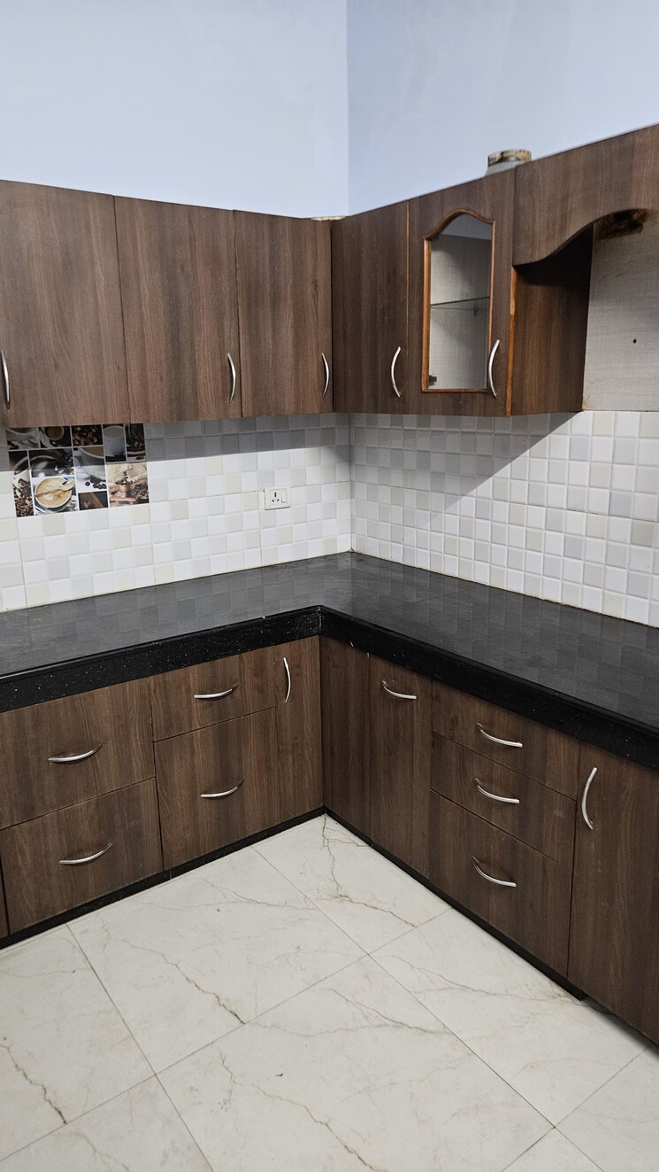 Kitchen, sunrays-house 3 Bedroom 1800 Sq.Ft. Independent House In Mahanagar Lucknow 9192407