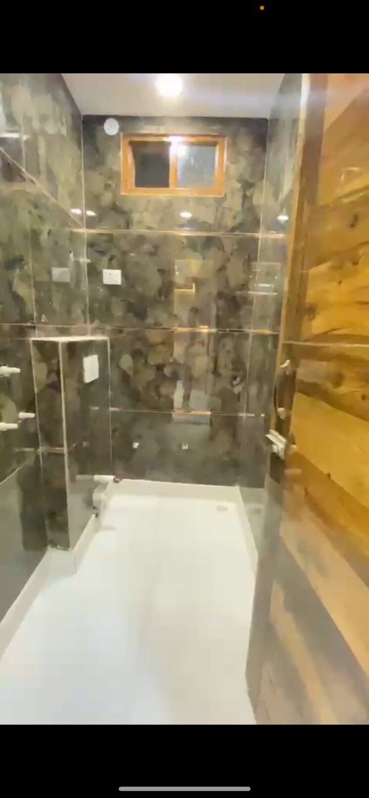 Team Area, uttam nagar 3 Bedroom 90 Sq.Yd. Builder Floor In Uttam Nagar Delhi 9192421