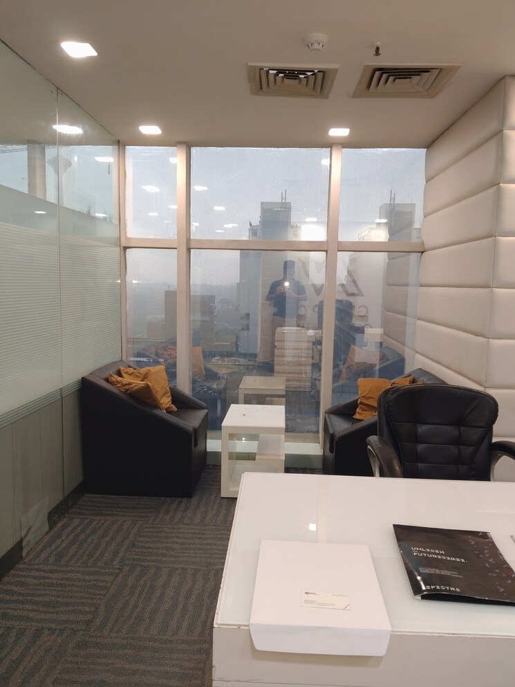 Team Area, netaji subhash place Commercial Office Space 917 Sq.Ft. In Netaji Subhash Place Delhi 9192428
