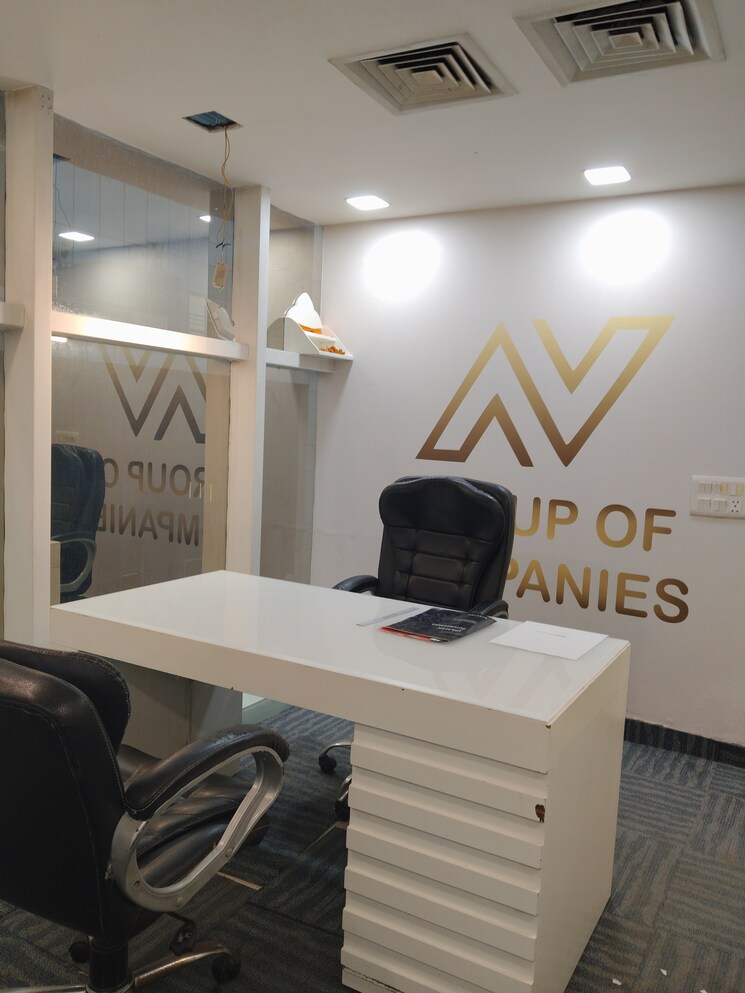 Team Area, netaji subhash place Commercial Office Space 917 Sq.Ft. In Netaji Subhash Place Delhi 9192428