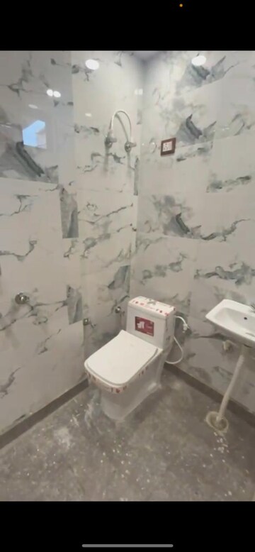 Bathroom in 2 BHK Builder Floor at Uttam Nagar – for Rent
