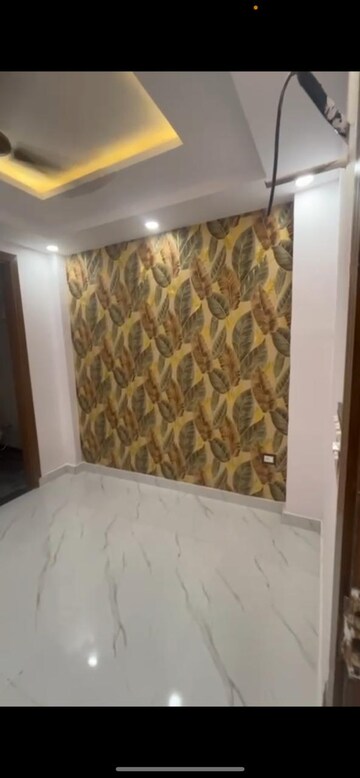 Bedroom in 2 BHK Builder Floor at Uttam Nagar – for Rent