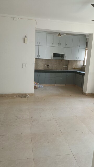 Room in 3 BHK Apartment at Gardenia Gateway, Sector 75 – for Rent