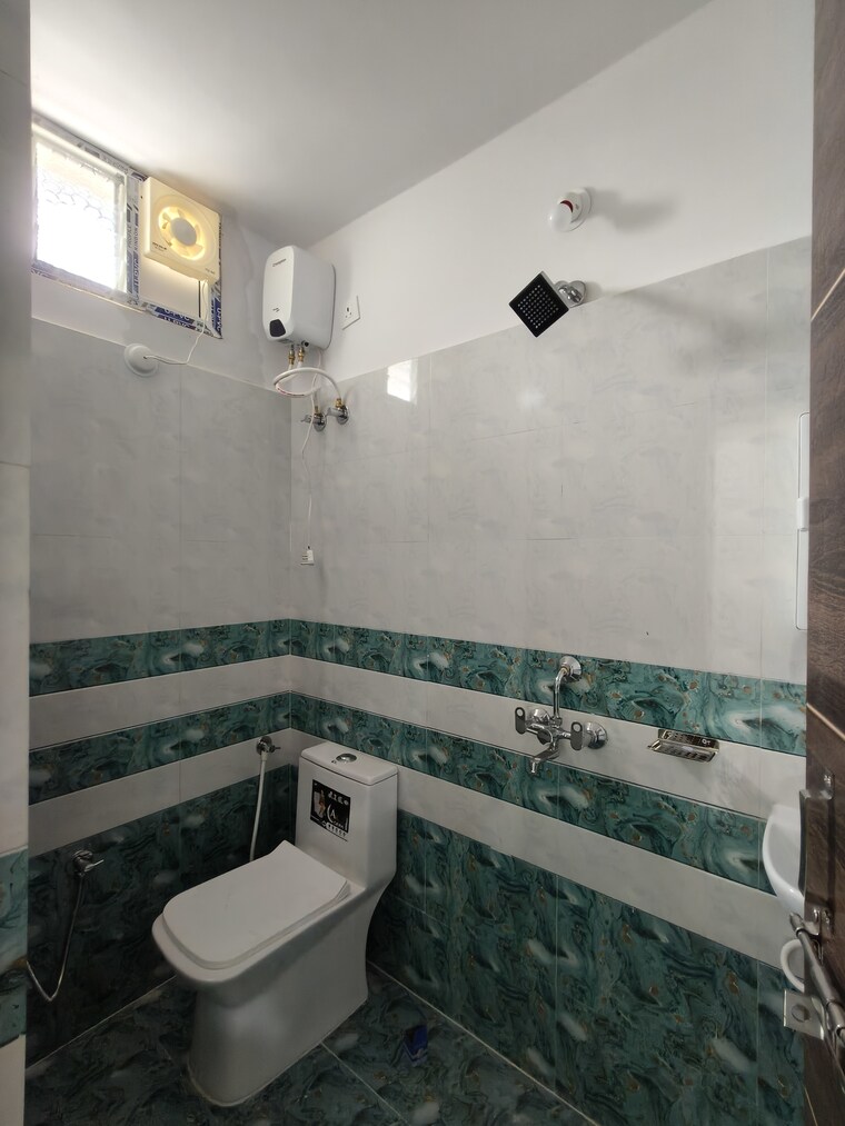 Bathroom, kondapur 2 Bedroom 1211 Sq.Ft. Apartment In Kondapur Hyderabad 9192450