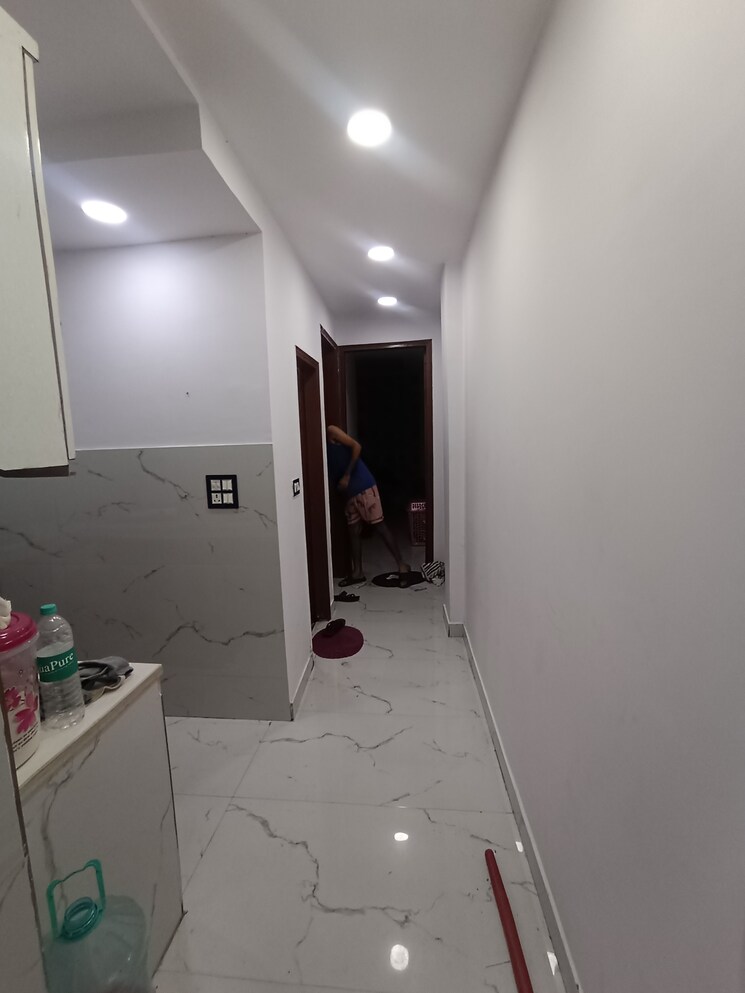 Master Bedroom, govindpuri 3.5 Bedroom 85 Sq.Yd. Builder Floor In Govindpuri Delhi 9192462