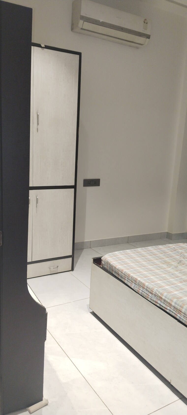 Room, kavi nagar block g 2.5 Bedroom 1600 Sq.Ft. Builder Floor In Kavi Nagar Block G Ghaziabad 9192468