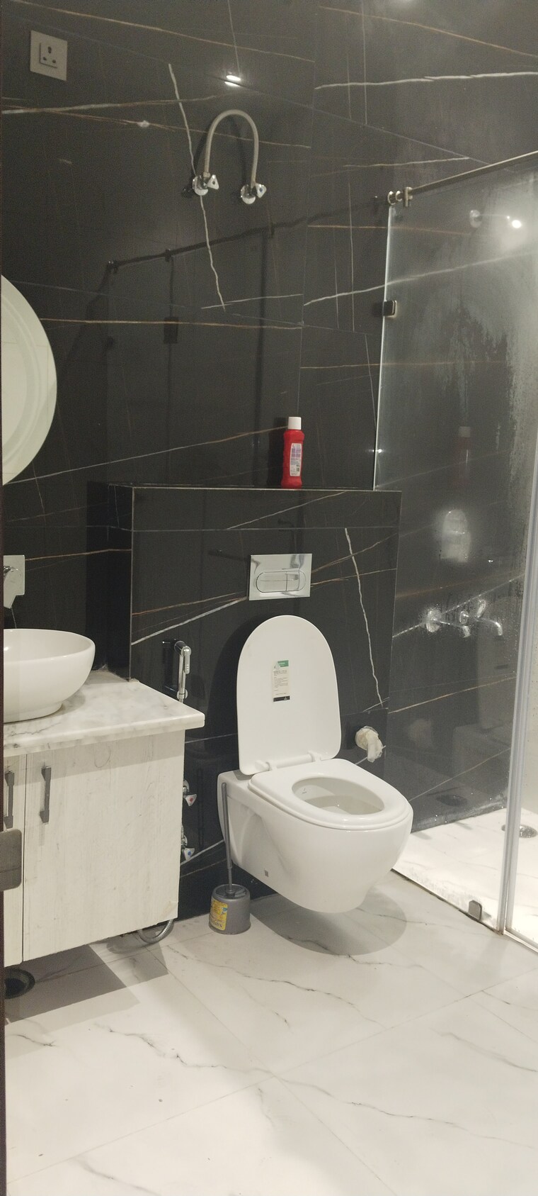 Bathroom, kavi nagar block g 2.5 Bedroom 1600 Sq.Ft. Builder Floor In Kavi Nagar Block G Ghaziabad 9192468