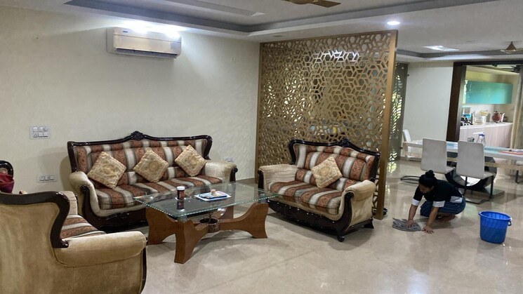 Living Room, ansal-plaza-sector-23 4 Bedroom 3800 Sq.Ft. Builder Floor In Sector 23 Gurgaon 9192484