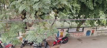 Parking in 2.5 BHK Builder Floor at G Block Shastri Nagar – for Rent