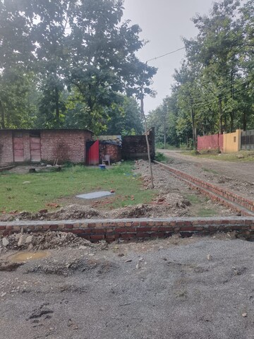  Plot For Sale in Pondha
