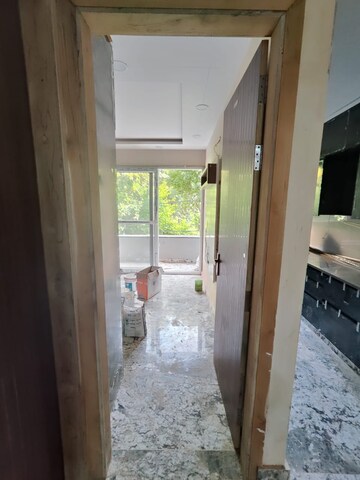 Room in 2 BHK Builder Floor at Pitampura – for Rent