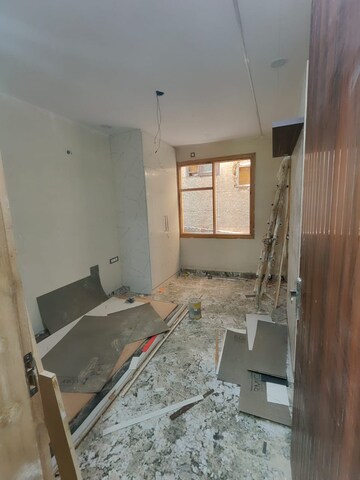 Living Room in 2 BHK Builder Floor at Pitampura – for Rent