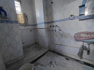 Bathroom in 2 BHK Builder Floor at Janakpuri – for Rent
