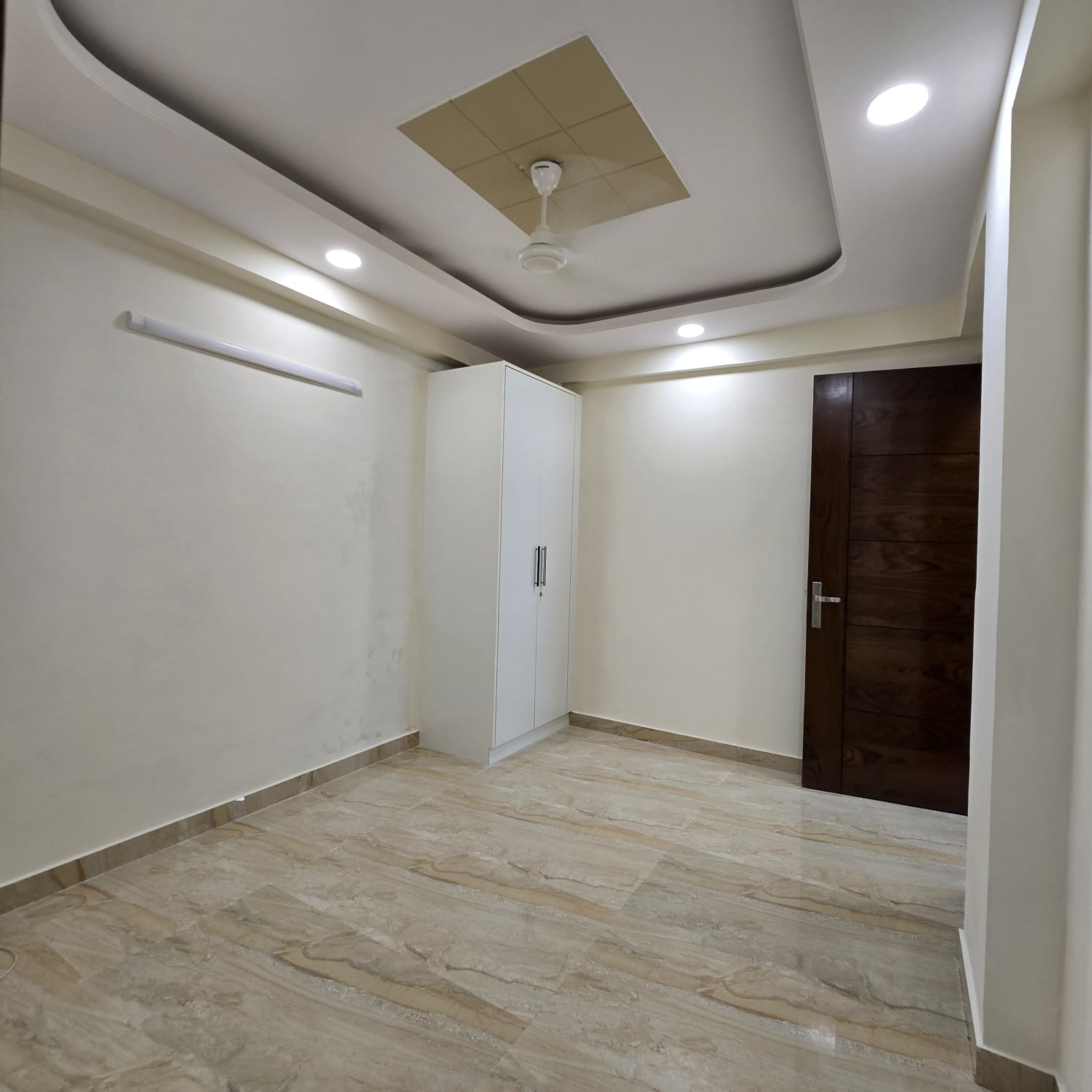 2 BHK Builder Floor For Sale in Chattarpur