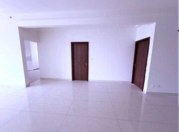Room in 4 BHK Apartment at Prestige Beverly Hills, Kokapet – for Rent