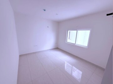 Room in 4 BHK Apartment at Prestige Beverly Hills, Kokapet – for Rent