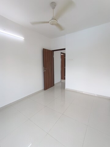 Room in 2 BHK Apartment at Ic Colony – for Rent