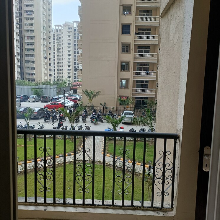 Balcony, amrapali-silicon-city 3 Bedroom 1545 Sq.Ft. Apartment In Sector 76 Noida 9192581