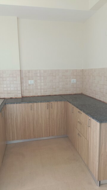 Bathroom in 3 BHK Apartment at Amrapali Crystal Homes, Sector 76 – for Rent